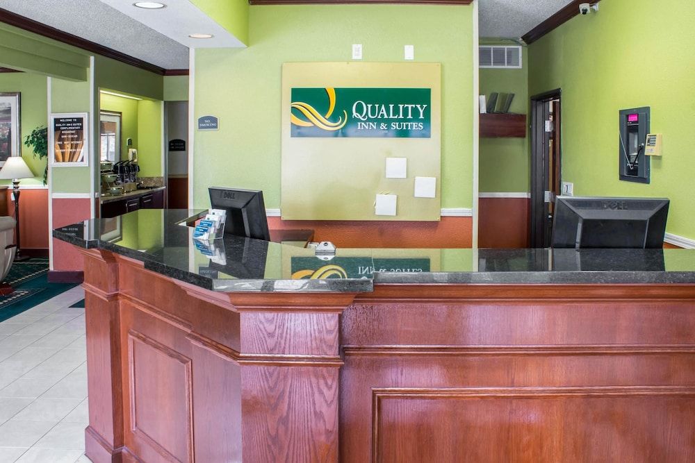 Quality Inn & Suites 3