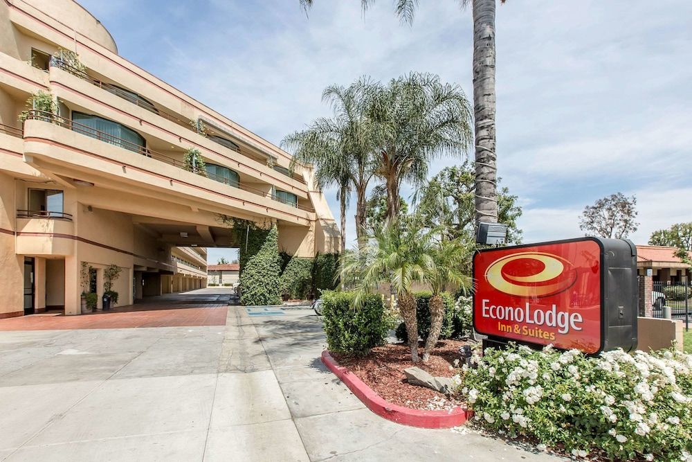 Econo Lodge Inn & Suites Riverside - Corona 2 estrelas em Riverside