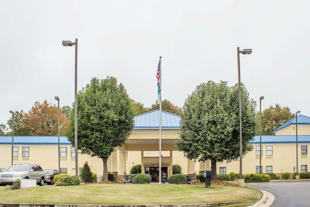 Econo Lodge Raleigh near Walnut Creek Amphitheatre 2 estrellas en Raleigh