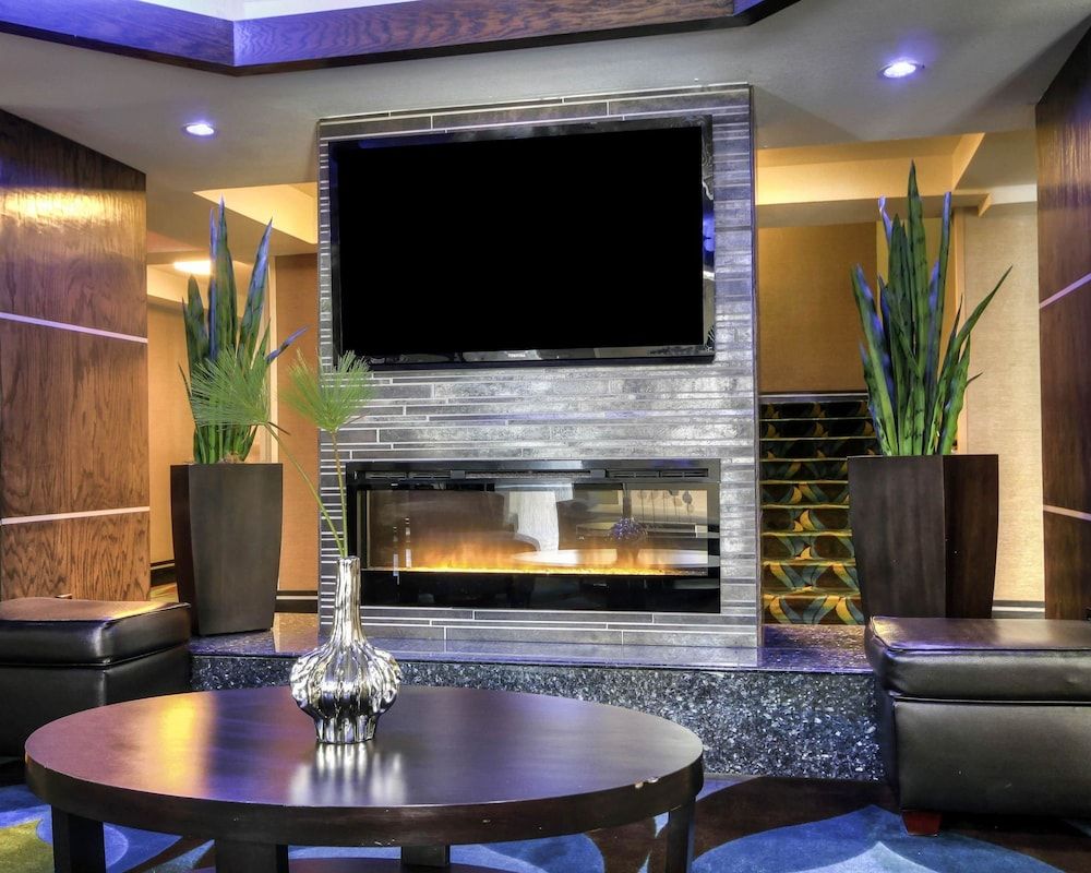 Comfort Inn & Suites I-10 Airport 2