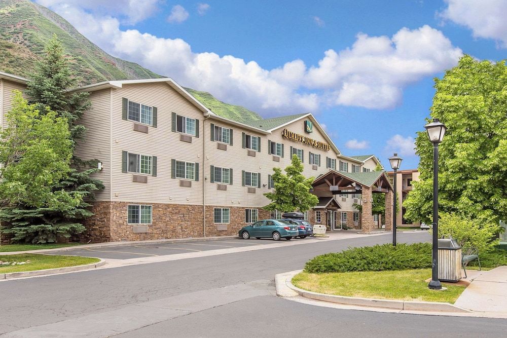 Quality Inn & Suites On the River 3 étoiles à Glenwood Springs
