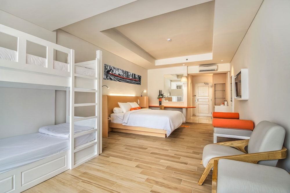 HARRIS Resort Batam Waterfront 3