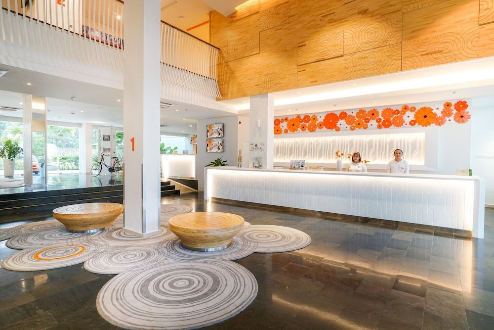 HARRIS Resort Batam Waterfront 2
