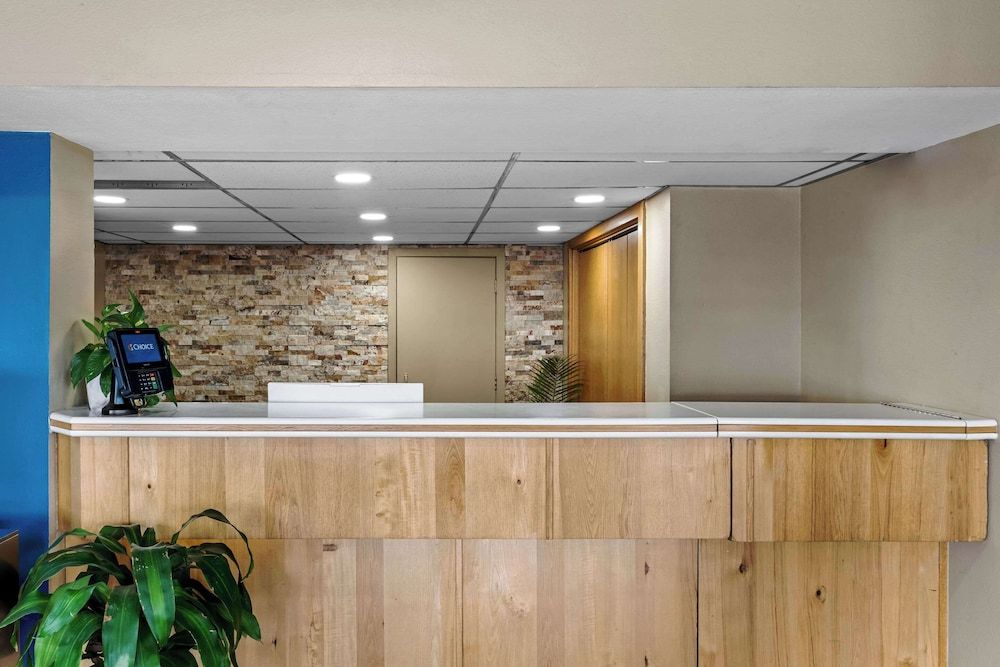 Rodeway Inn Billings Logan Intl Airport, Near St. Vincent Hospital 2