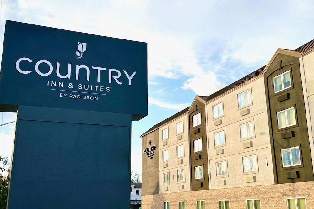 Country Inn & Suites by Radisson Rehoboth Beach - Dewey 1