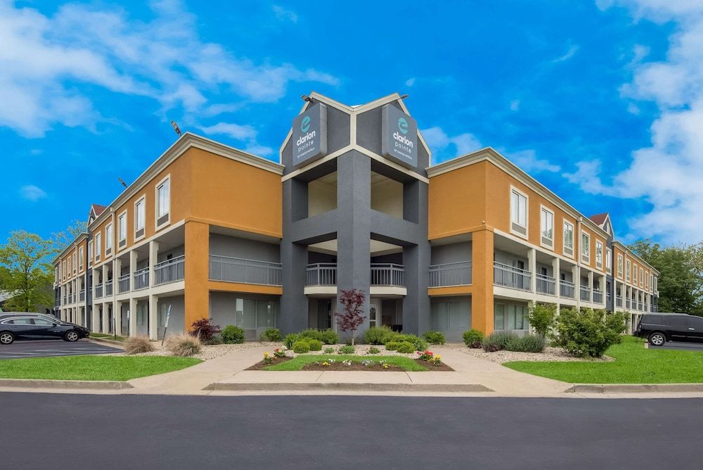 Clarion Pointe Indianapolis Northeast 3 estrellas en Indianápolis