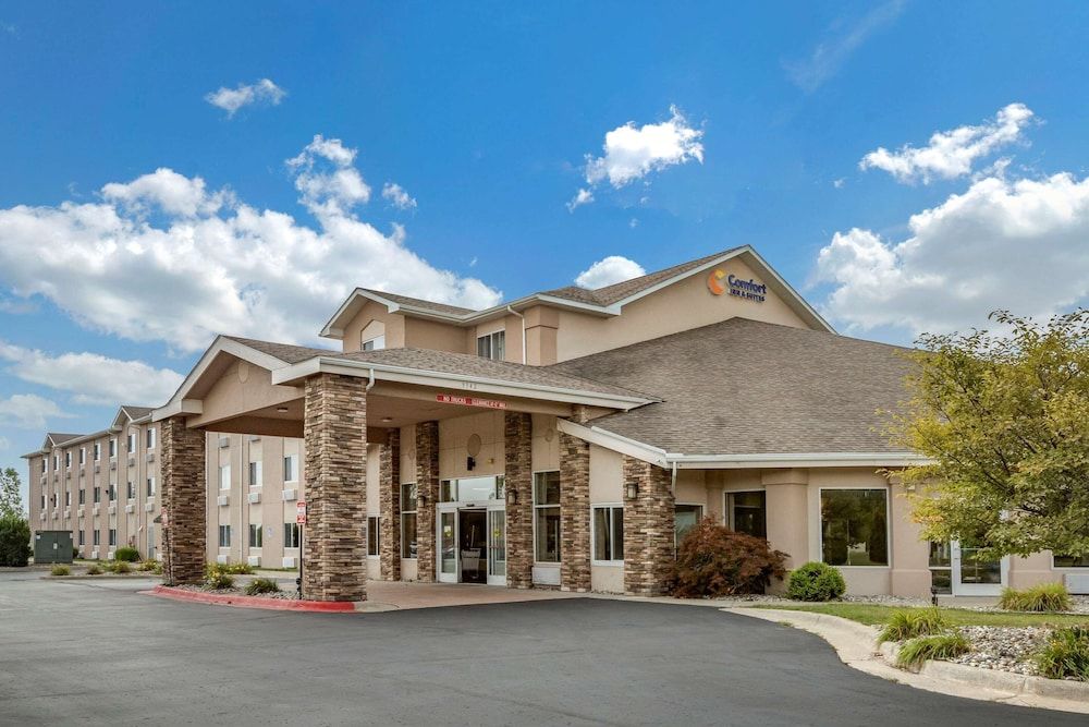 Comfort Inn & Suites Diamondale – Lansing 2 estrellas en Lansing