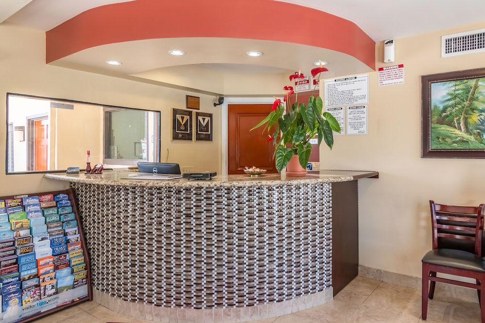 Glenridge Inn Glendale - Pasadena 2