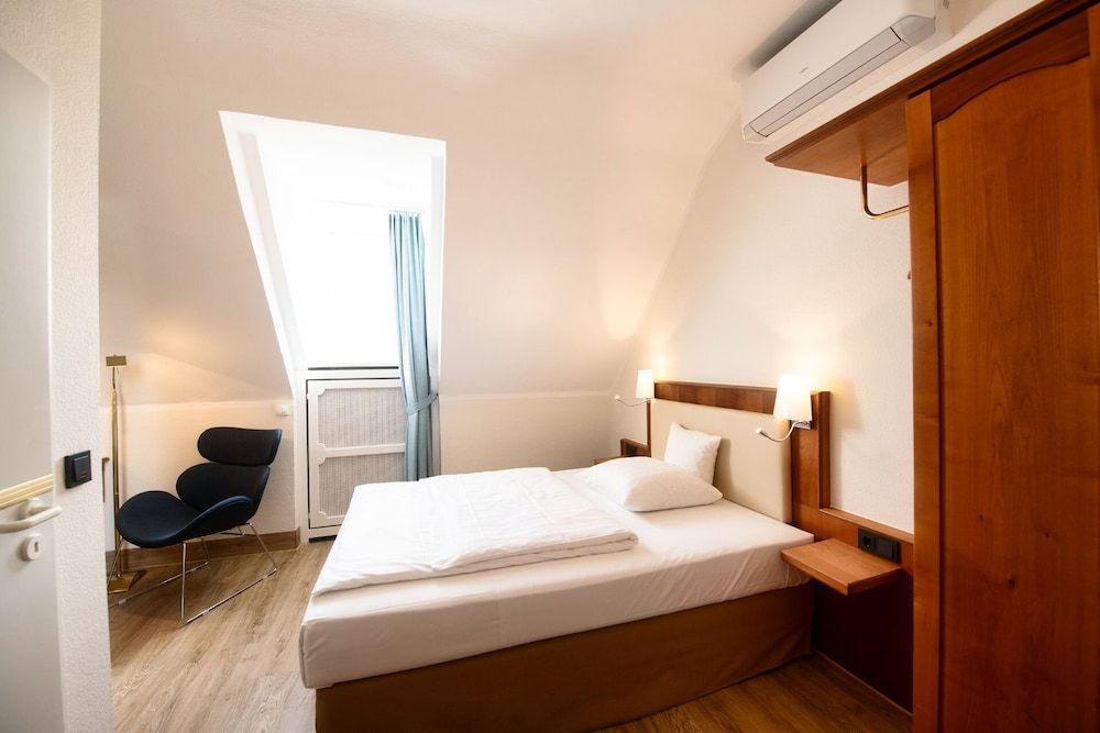 Landhotel Kauzenberg 2