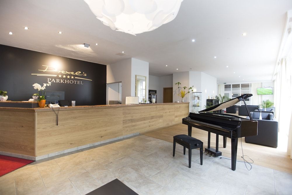 Drexel's Parkhotel 2