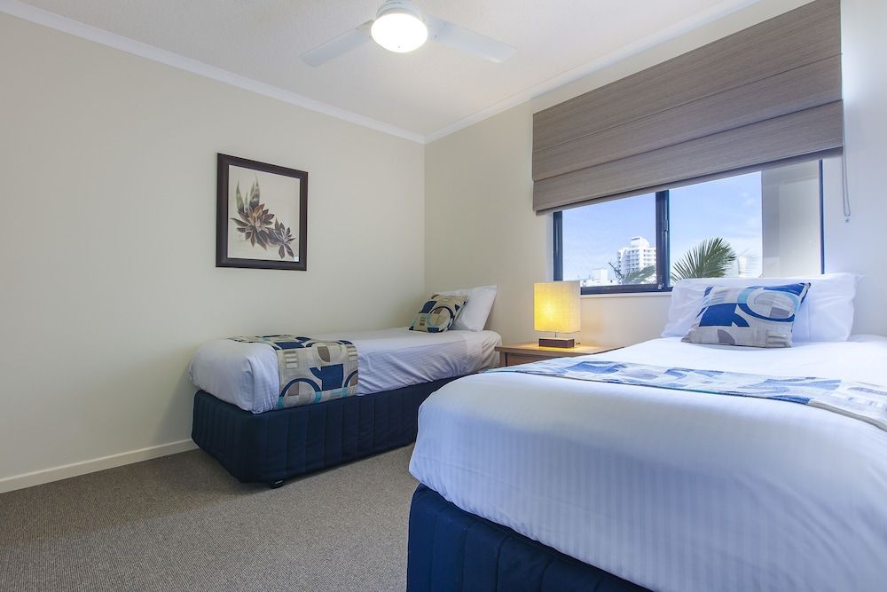 The Mirage Alexandra Headland 3