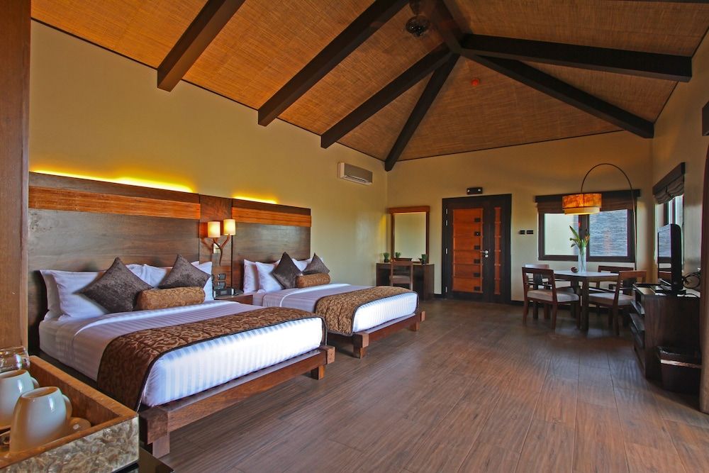 Two Seasons Coron Island Resort 3