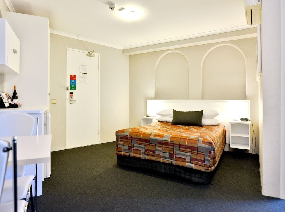 Atlantic Tower Motor Inn 3