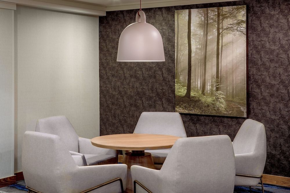 Fairfield Inn & Suites by Marriott Brunswick Freeport 2