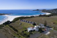 Diamond Island Resort & Penguin viewing