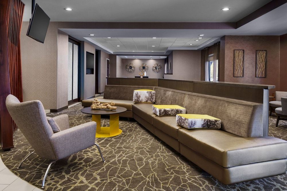 SpringHill Suites Manchester-Boston Regional Airport 2