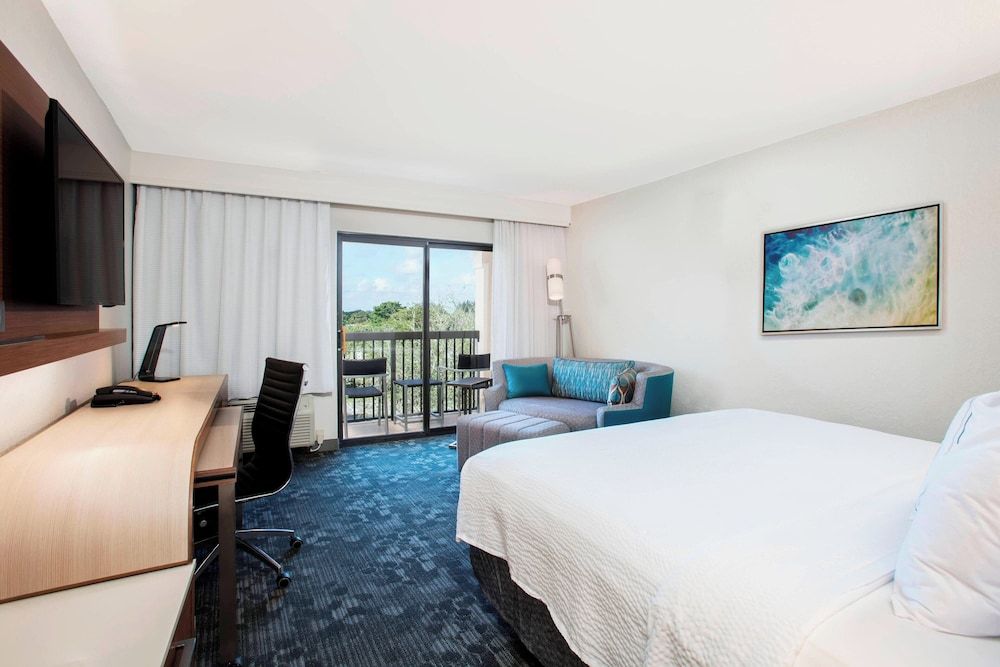 Courtyard By Marriott Fort Lauderdale Coral Springs 3