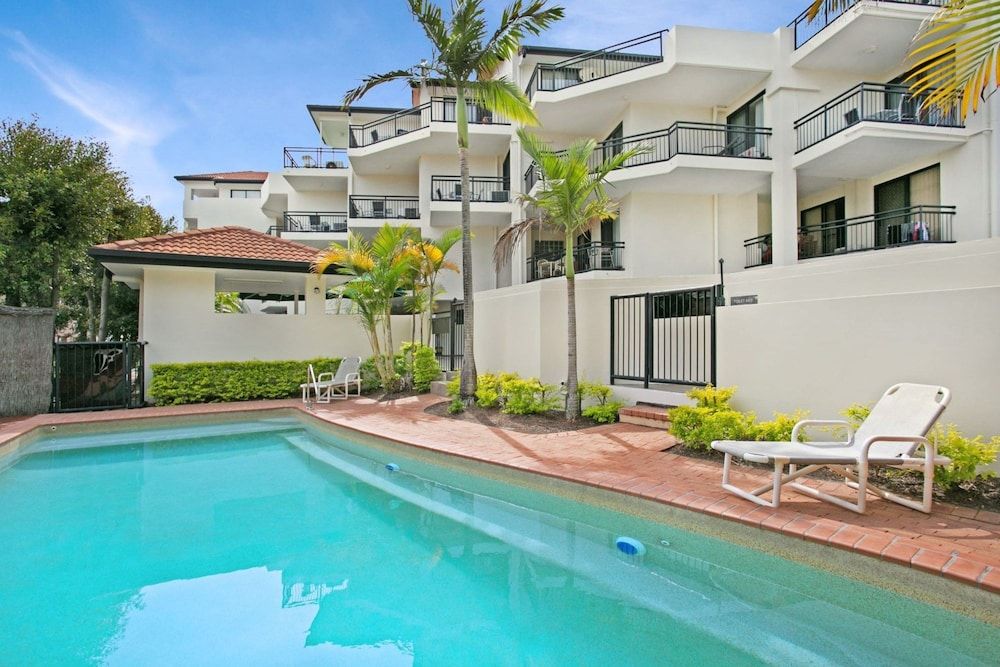 Windsurfer Resort 2