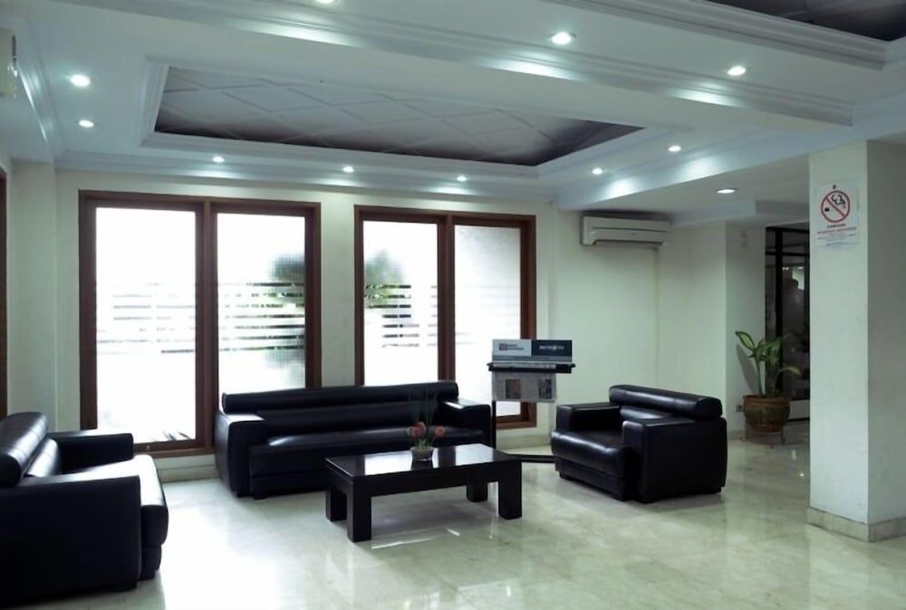 Hotel Puri Mega 2