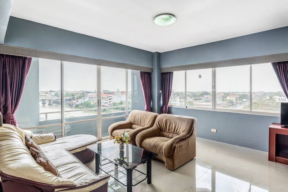 Ayothaya Riverside Hotel Ayutthaya 3