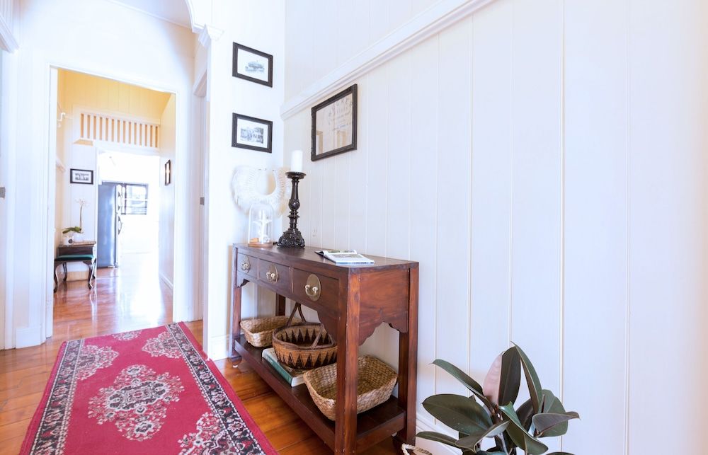 99 Kirkland Bed & Breakfast 2