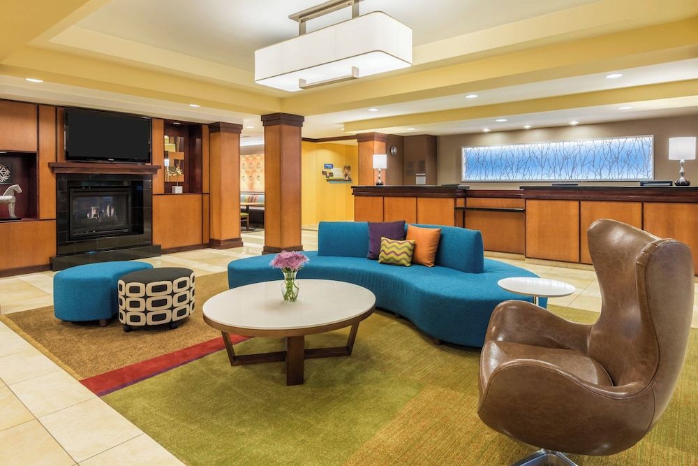 Fairfield Inn & Suites by Marriott Buffalo Airport 2