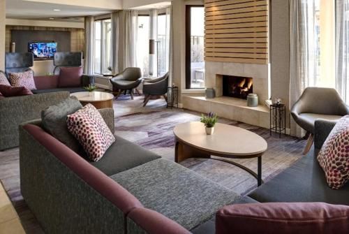 AmericInn by Wyndham Brookfield 2