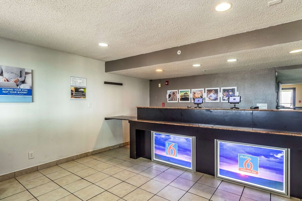 Motel 6 Corpus Christi, TX – North 2