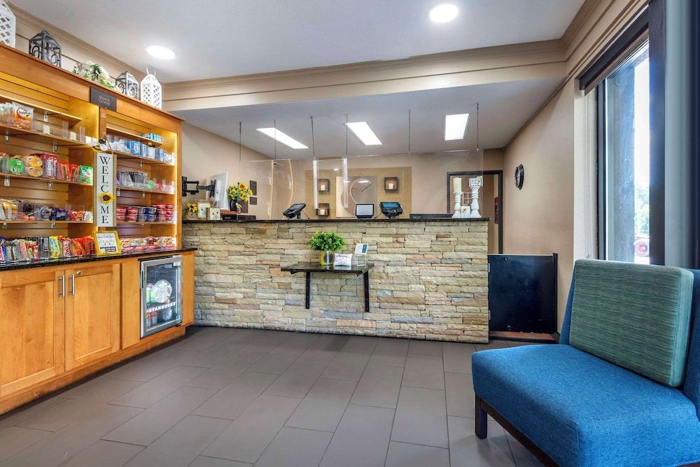 Comfort Inn Asheville East-Blue Ridge Pkwy Access 2