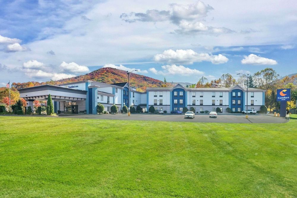 Comfort Inn Asheville East-Blue Ridge Pkwy Access 3 stelle a Asheville