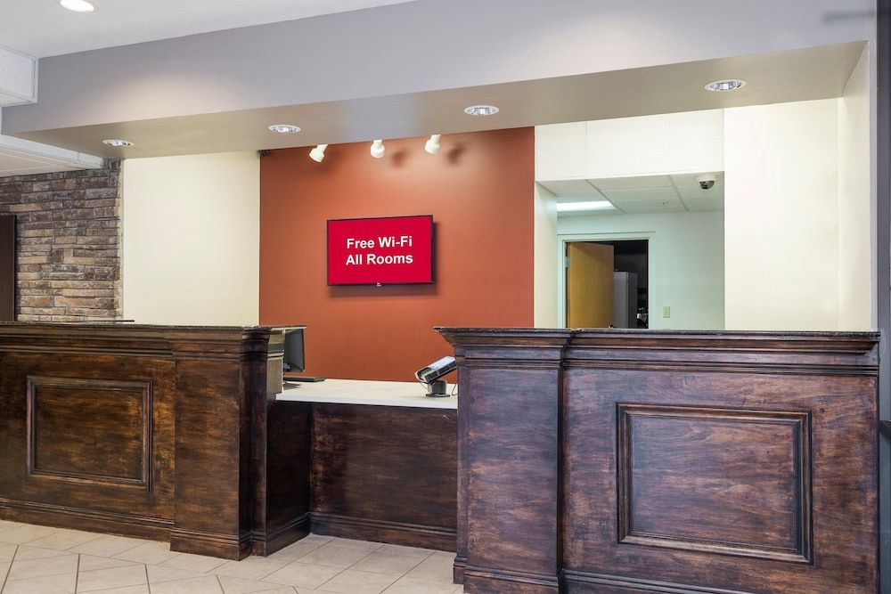 Red Roof Inn & Suites Biloxi - Ocean Springs 2