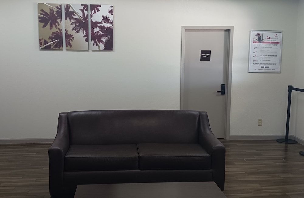 Red Roof Inn Fort Worth West 3