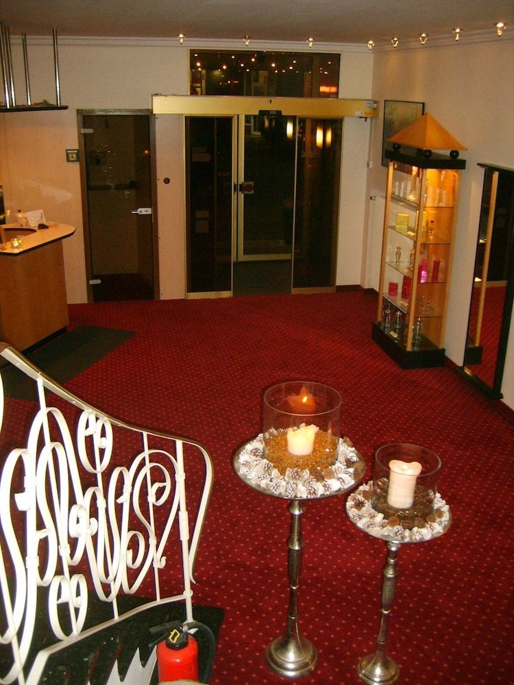 City Hotel by Celina 2