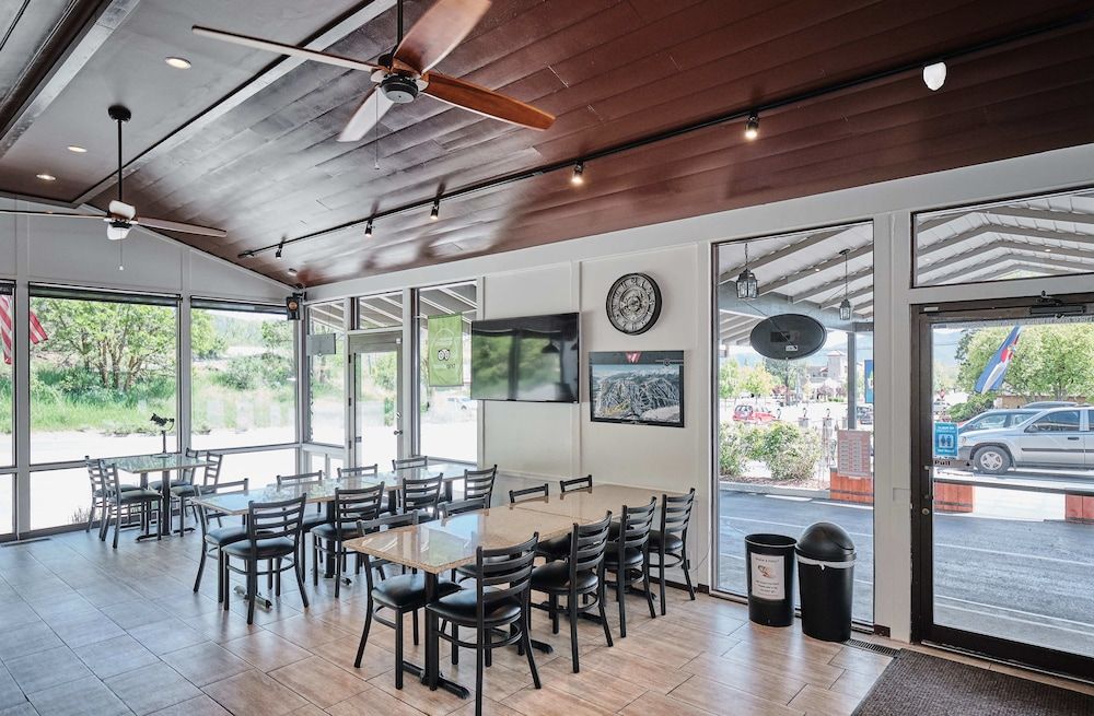 Adventure Inn Durango 3