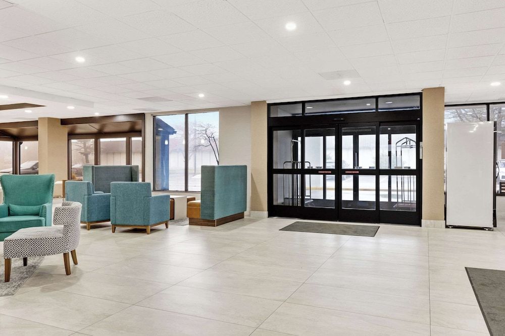 Clarion Pointe Near Erie Casino 2