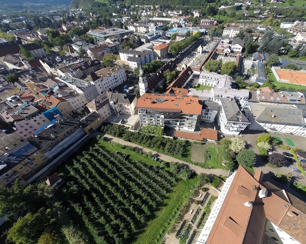 Hotel KRONE - eat, drink, stay 4 estrelas em Bressanone