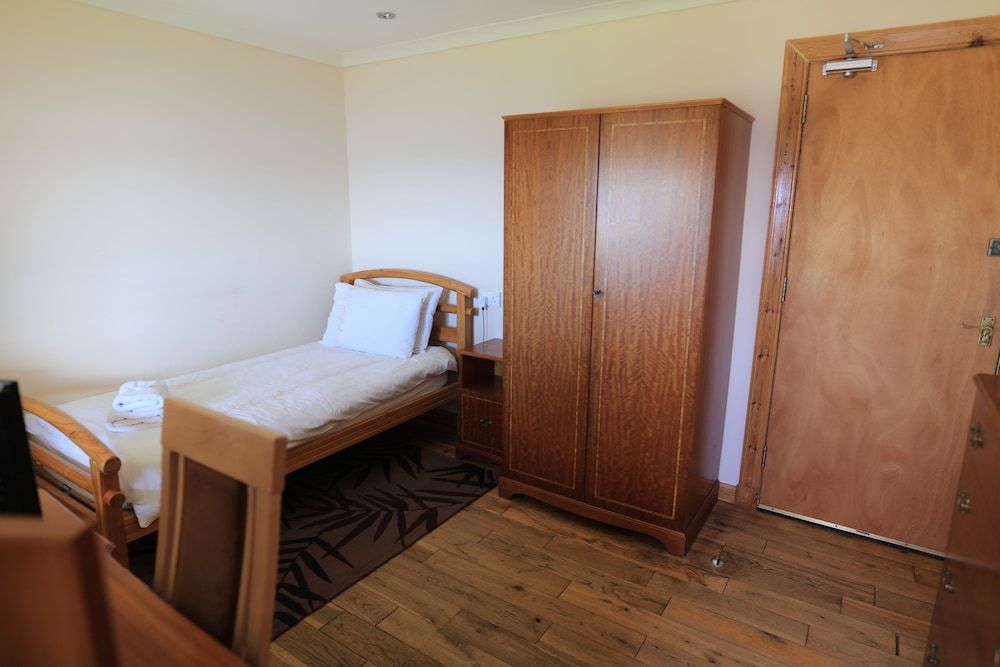 sandwick bay guest house 3