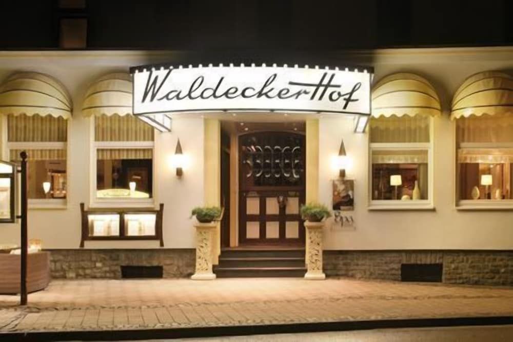 Waldecker Hof 1