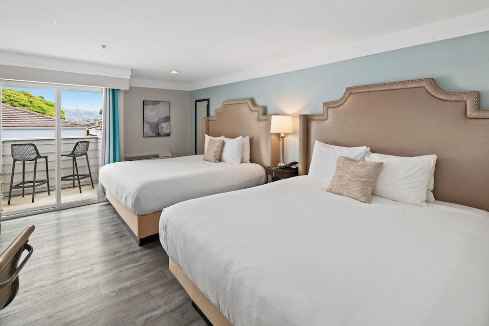 Art Hotel Laguna Beach,TrademarkCollection by Wynd 3