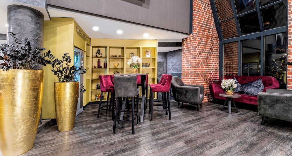 PLAZA Premium Parkhotel Norderstedt 2