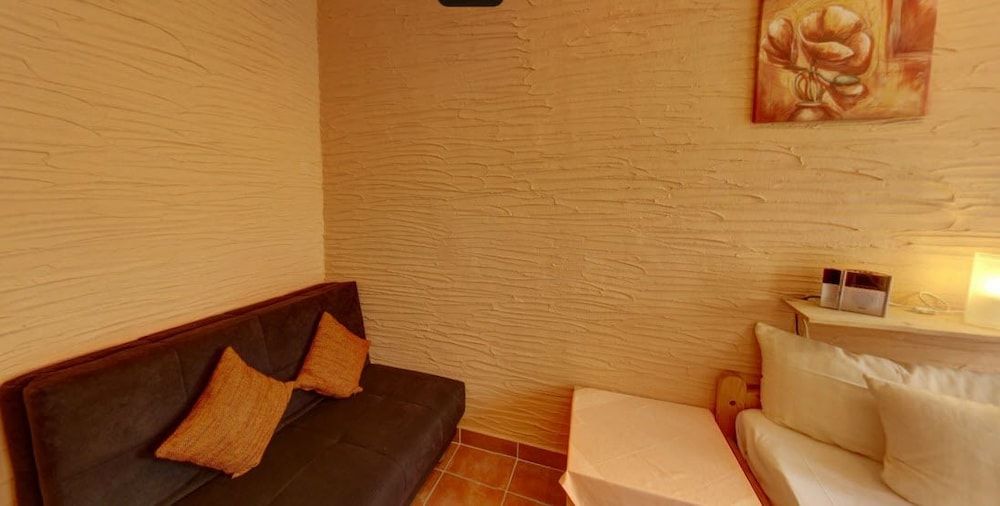 Neubert s Gasthaus am Rhein 2