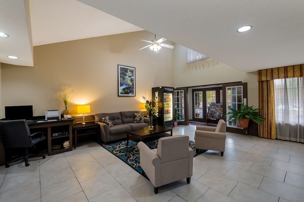 Quality Inn Johnson City I-26 exit 17 3