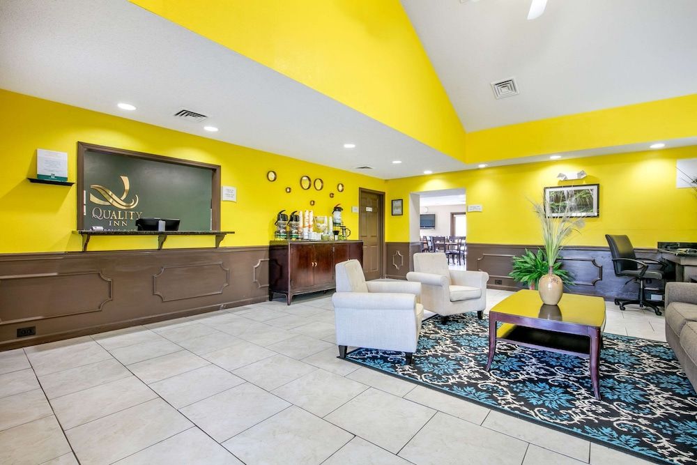 Quality Inn Johnson City I-26 exit 17 2