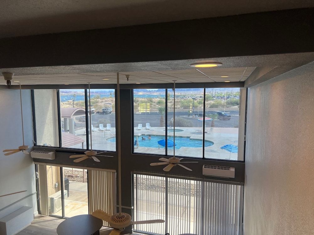 Studio 6 Suites Lake Havasu City, AZ 3
