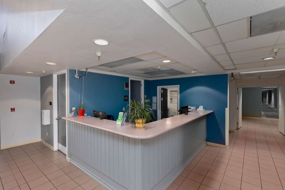 Studio 6 Suites Lake Havasu City, AZ 2