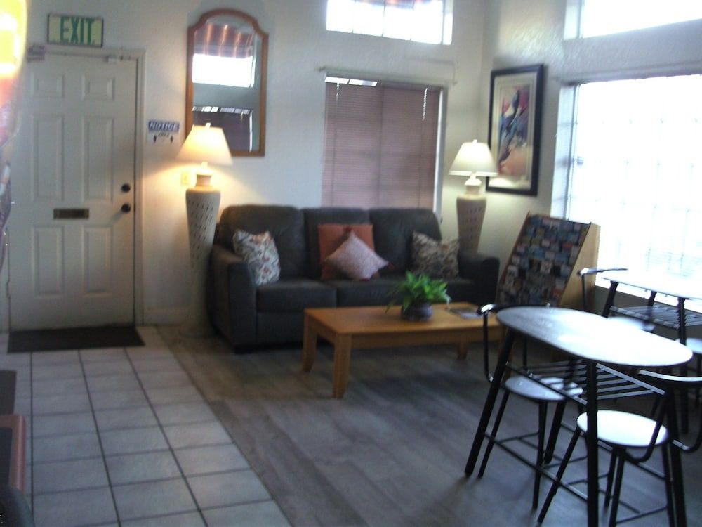 Lodge on the River 2