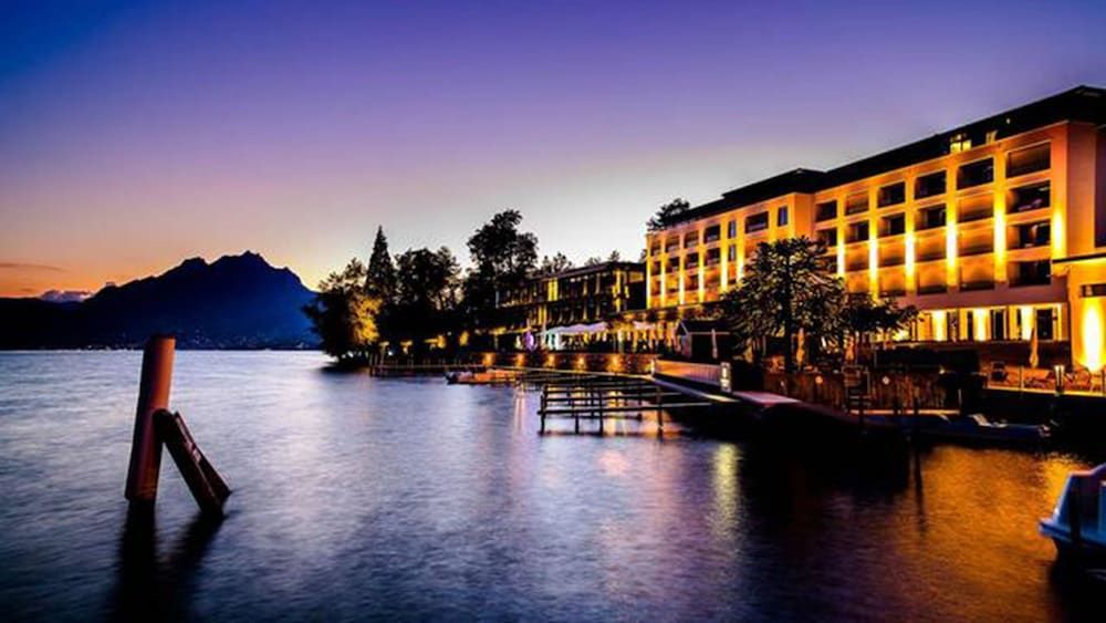 Campus Hotel Hertenstein 4 estrelas em Weggis