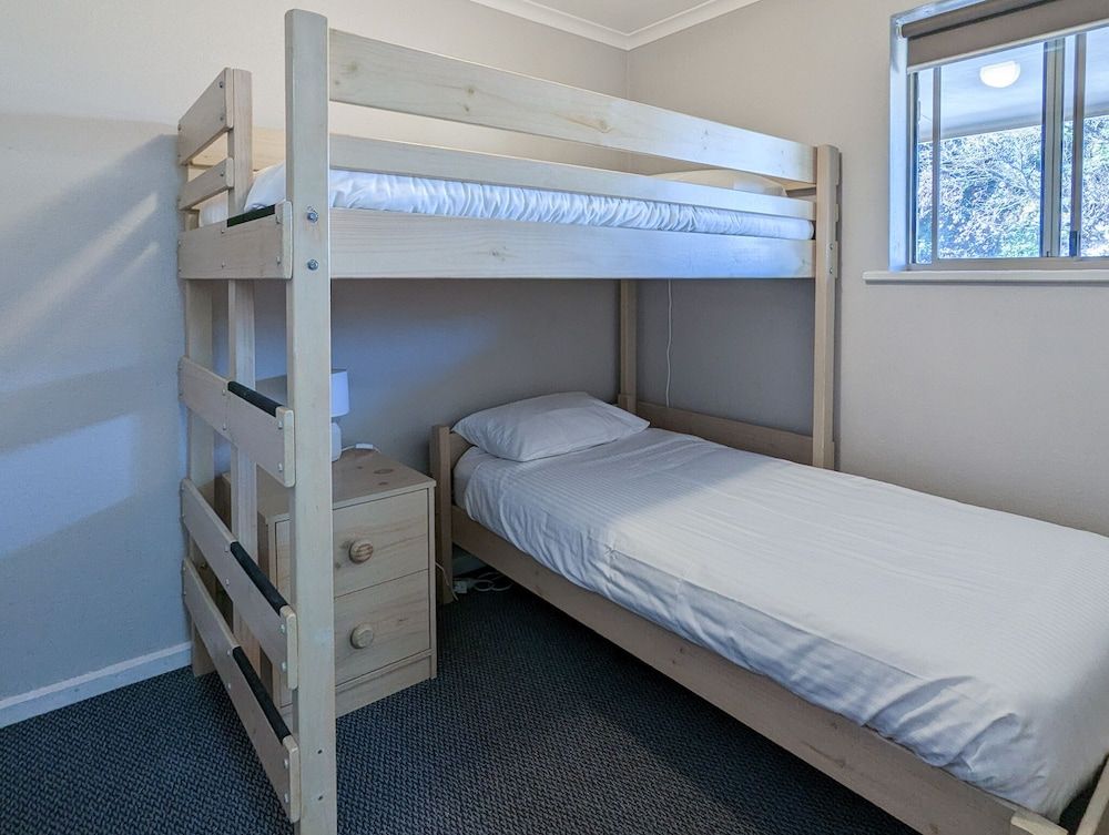 Arkana Motor Inn & Terrace Apartments 3