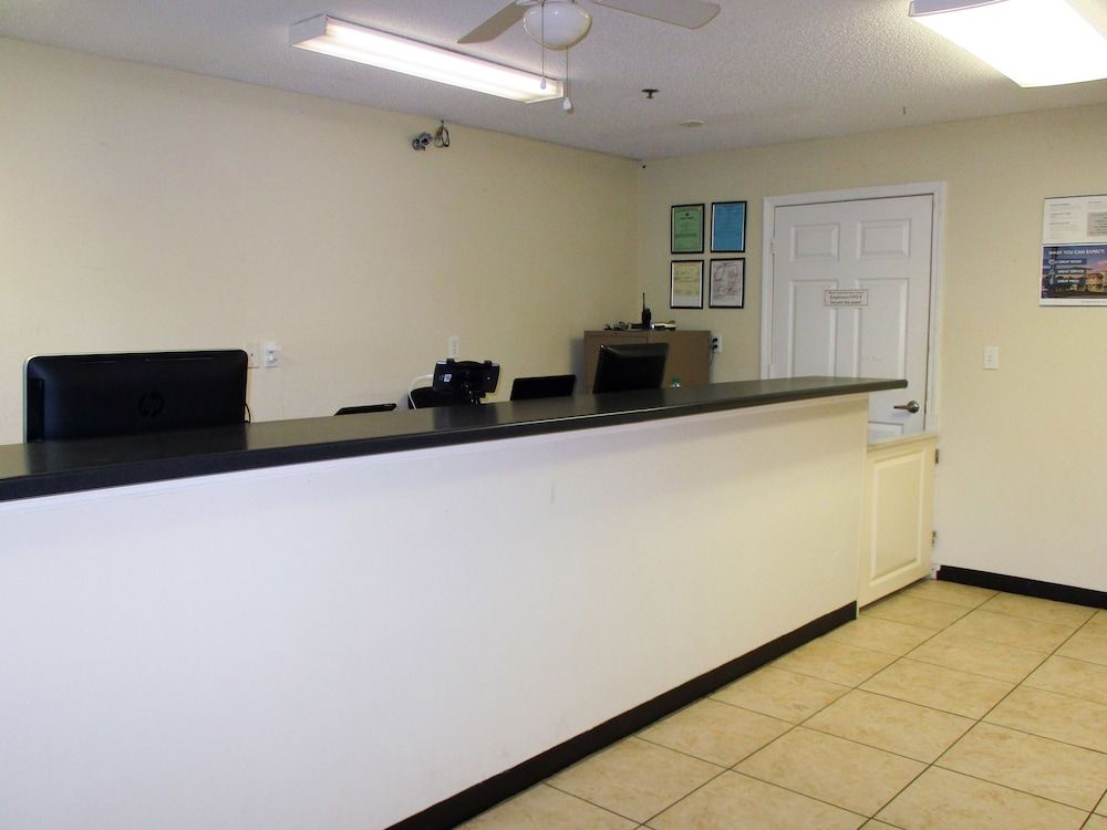 Motel 6 Gulf Shores, AL 2