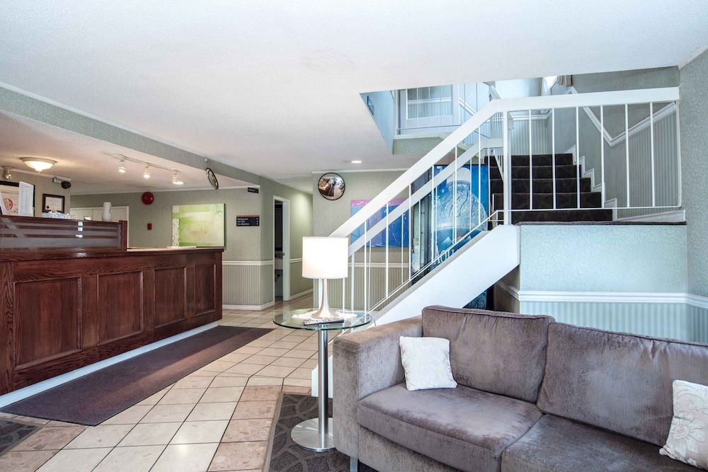 Sandman Inn Cache Creek 3